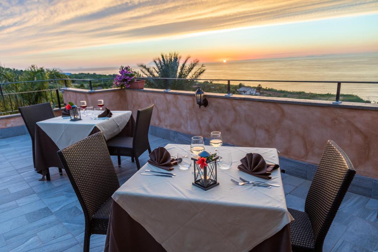 Hotel Cannamele Resort Parghelia Exterior photo